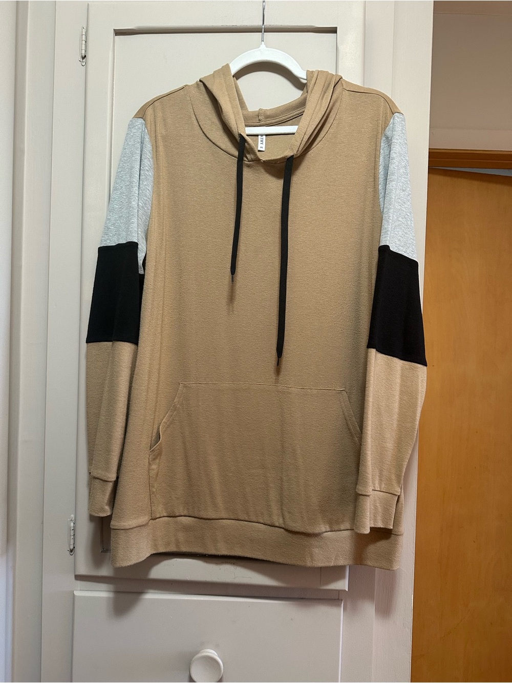 Cathy Colorblock Hooded Pullover in Camel, Gray & Black